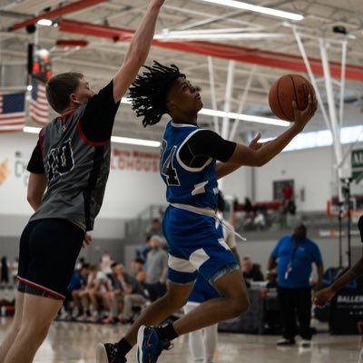 Shamond Davis athlete profile head shot