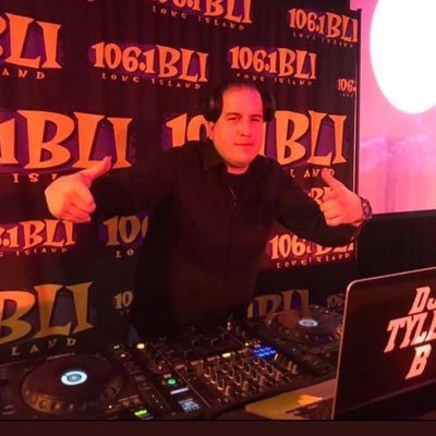 Welcome to the official TWITTER page of TYLER B On Air Personality/DJ/PRODUCER/ANNOUNCER “THE TRISTATE MIXMASTER”