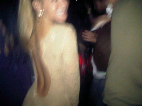 Bibibynight's profile picture. Bibi By Night is a sophisticated dress brand with a playful sexy style.


Bibi By Night was born in New York, raised all over the world.