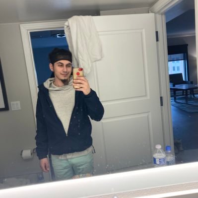 SirMonkeySloth's profile picture. Heyyy! Chicago || 28 yrs || bi - Vers || 420 || Tequila anyone? || dm me to get to know me more! NSFW - 18+