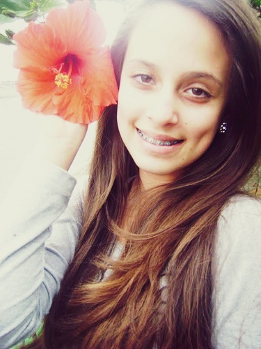Eu Sou... Sagitariana,Sincera,Gente Boa,Apaixonada e Muito..., Segue Eu Ai.
