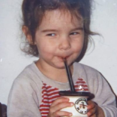 sillesval's profile picture. 🦋🔮🎬🍄💿