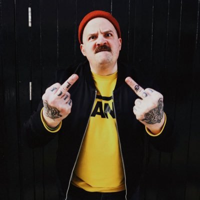 Co-host of @Aheadofthe8 and @hm4as podcasts. Yorkshire’s premier Willie Thorne lookalike.