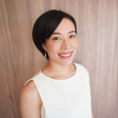 sachi_voiceyoga's profile picture. 「声で心を整える」をコンセプトに活動しています。
日本声ヨガ協会 代表 @JVYA_voiceyoga 
マインドフルネス講師（Googleや外資コンサルで企業研修）
瞑想アプリ・DVD等コンテンツ企画監修多数 #健康経営
日英バイリンガルナレーター（CM、サウンドロゴ）
テニス友達募集中🎾