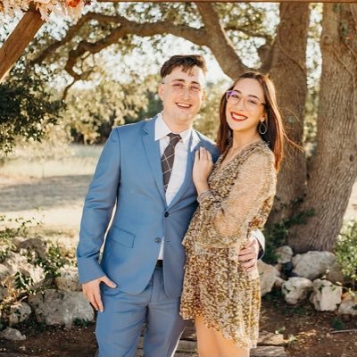 SidECraig's profile picture. not my pig, not my farm