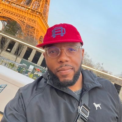 ChiTown Bred. @rho1914 Made. @vupeabody Faculty. #UrbanPreparation & #CenteringPossibility Author. @tppcollab PI. Music Aficionado. Thoughts=my own