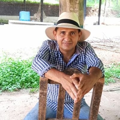 edgaraortizc79's profile picture. Uribsita 100 por %...y que?