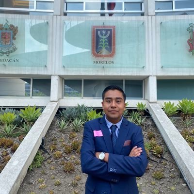 Estudiante de Derecho y Ciencias políticas | Mexiquense de nacimiento y Morelense de Corazón.