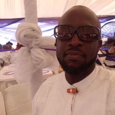 Devoted to excellence in teaching, learning n researching, Studying God's Word, chelsea Fc and happily married to the most wonderful of human beings.