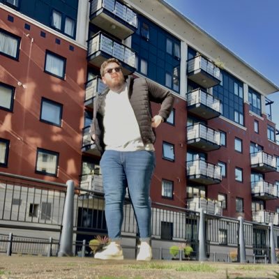 JamesAnstee44's profile picture. Teacher @ SW London Primary School.  AFC Wimbledon 💛💙