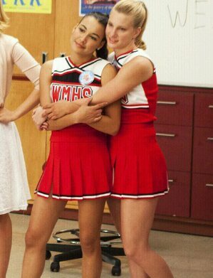 Sexy4Santana's profile picture. hi, Im not your average girl... Im better!! So if you dnt mind just follow :-) team naya team harry maxwell :-)