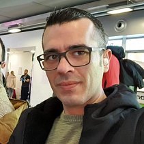dariobarila's profile picture. self-taught web developer