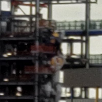 gMKAUIS58432438's profile picture. 