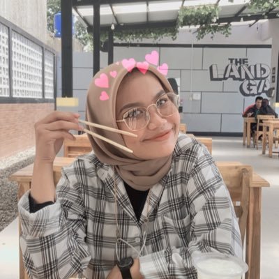 yaa maap kalo isi tweet nya gajelas dan curhat mulu🙏🏼🙂