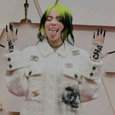 soso655560's profile picture. يبقى الله حين لا يبقى أحد♥️