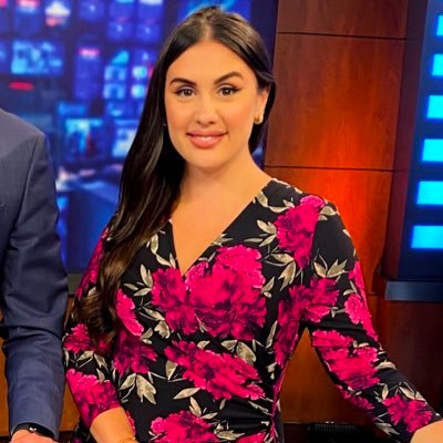 Week🌙 reporter @WWLP22NEWS | @UMassAmherst 👩‍🎓 | pop culture enthusiast | can do the Jennifer Coolidge voice