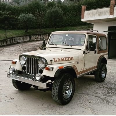 AzTrlmstr's profile picture. 