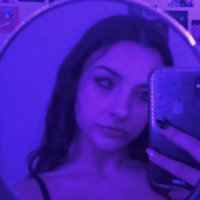 inês ⋆˙⟡ (@ch7rrywaves) 's Twitter Profile