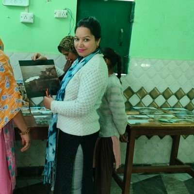 VineetaSivas's profile picture. 