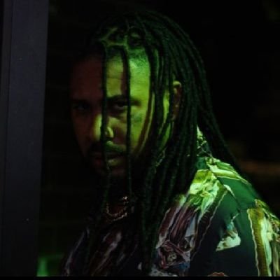 jayecan12's profile picture. 