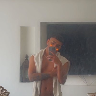 d_raqib's profile picture. Business Focused