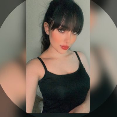agagoogoogoo's profile picture. حامی جلوگیری از انقراض شوهرها👰🏻‍♂️ و 🦖ها