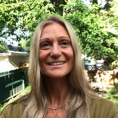PhD Dog Cognition, Behavior, Ethical Leadership (courses), Author, Speaker, Podcast Host, Featured in Psychology Today, Roku TV, https://t.co/G6qIx1X0uB