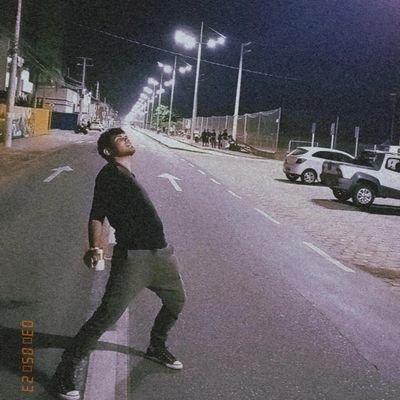 PauloParker5's profile picture. sinto cheiro de cu Virgem, é o seu ?