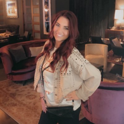 MindyleeAdams's profile picture. Don’t blame me 🖤