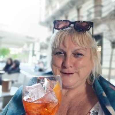 liverbabe2's profile picture. Live life to the full