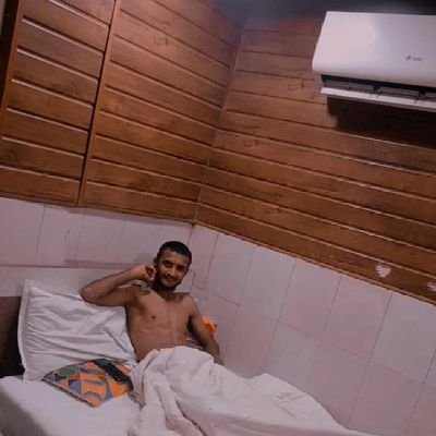 PratiKBairagi20's profile picture. Army 😘........ Boy ....... Singl boy 😘
#life  injoy 🤟🫰♥️❣️