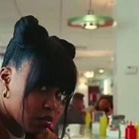 MercMari072905's profile picture. 