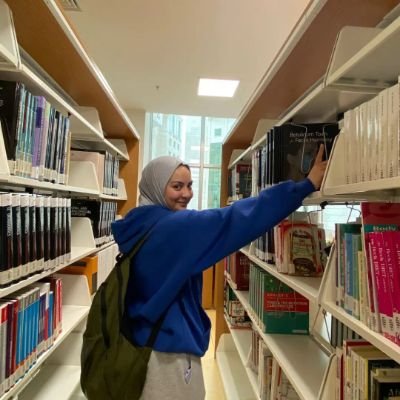 zorehes's profile picture. Think outside the box|
İBÜ