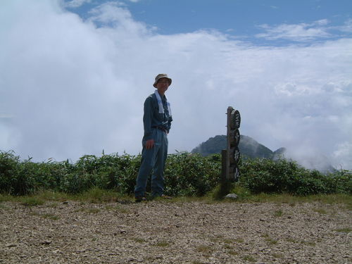 yamanashi0504's profile picture. 静岡市内で作業服屋をしています。あまり役に役にたたない
ぼんやりした町内会長と商店会長をしてます。趣味は山登り
サイクリング、ドライブ。