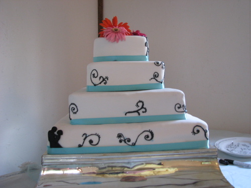 Allergy-Friendly, completely out there bakery... and always with a twist... if you want it, there's a high probability We can BAKE it!!