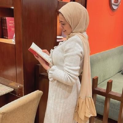 salma mahmoud .........
Faculty of Education English department .............
بس كفايا كده :D