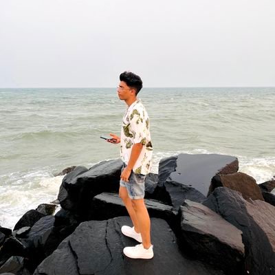 KhwabV's profile picture. were they on a break?