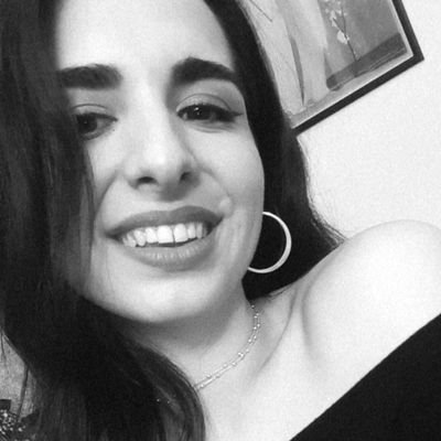 PaolaLopezRodr8's profile picture. Graduada en Estudios Ingleses (UGR)         
         MasELE (US)