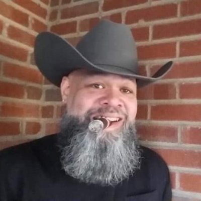 SuperiorOnyx's profile picture. Cigars and Leather