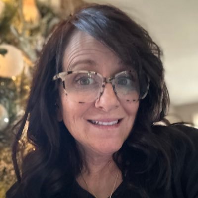 SheliaBollinger's profile picture. Following Jesus. Thankful for God's grace. Walking by faith. Loving my family.