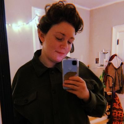 Beach House kind of gay
she/they