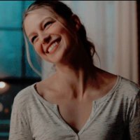 Kara Danvers | Supergirl | (Parody) (@kryptonsparagon) 's Twitter Profile