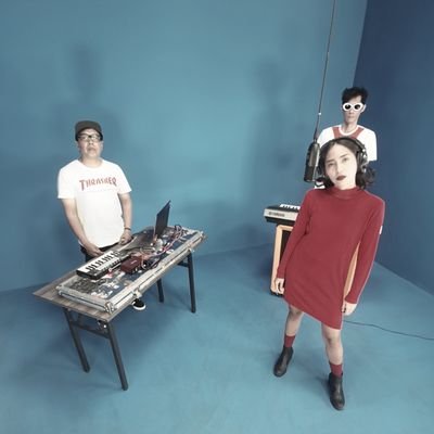 analogmodular's profile picture. A Rebel Mainstream Synth Pop
@nonmarisya | @_ksng_ | @Bodinktigabelaz | cp: @sirdikie 081221227017