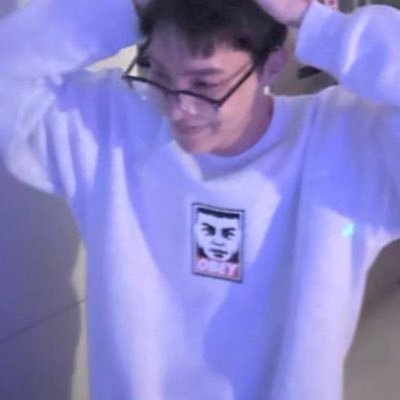 SkiesFilter's profile picture. 25/ 🇺🇸💜 Spread love❤️ Check my pinned tweet! 💓 Would love to be moots with army🦕💜
