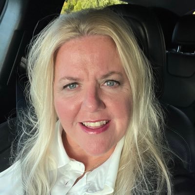 SOPOPIF's profile picture. HS Physics teacher, who has much ado about nothing. I’m teaching physics🤓 or watching my boys play baseball⚾️ & football 🏈. My tweets are my own. #PIF