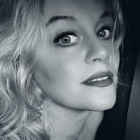 Diva auf‘m Divan (@snake_kaa) 's Twitter Profile