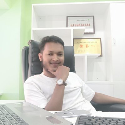 I am an experienced Amazon FBA consultant, copywriter, and social media and SEO professional with a proven track record of success in the e-commerce industry.