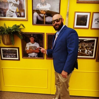 DrewGomes4's profile picture. 