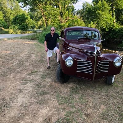 Christ follower. Faithful husband Well aware that pretty young women have no attraction to 70 year old bald men so 🚫DMs. TRUMP WON 3 TIMES 🚫 🚂🚂