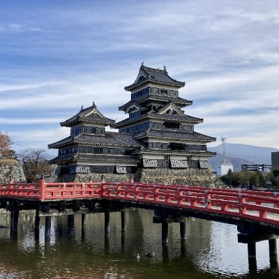 matsumoto_chess's profile picture. 長野県松本市で活動する、日本チェス連盟公認クラブです！
松本市中央公民館にて、月に一度活動します。
年齢、性別、国籍を問わず、未経験者でも気軽にご参加ください。
代表：荒井優希（@ARAI_chess）
副代表：篠田太郎（@labawo3）